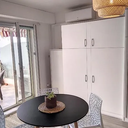 Constellation Жуан-ле-Пен